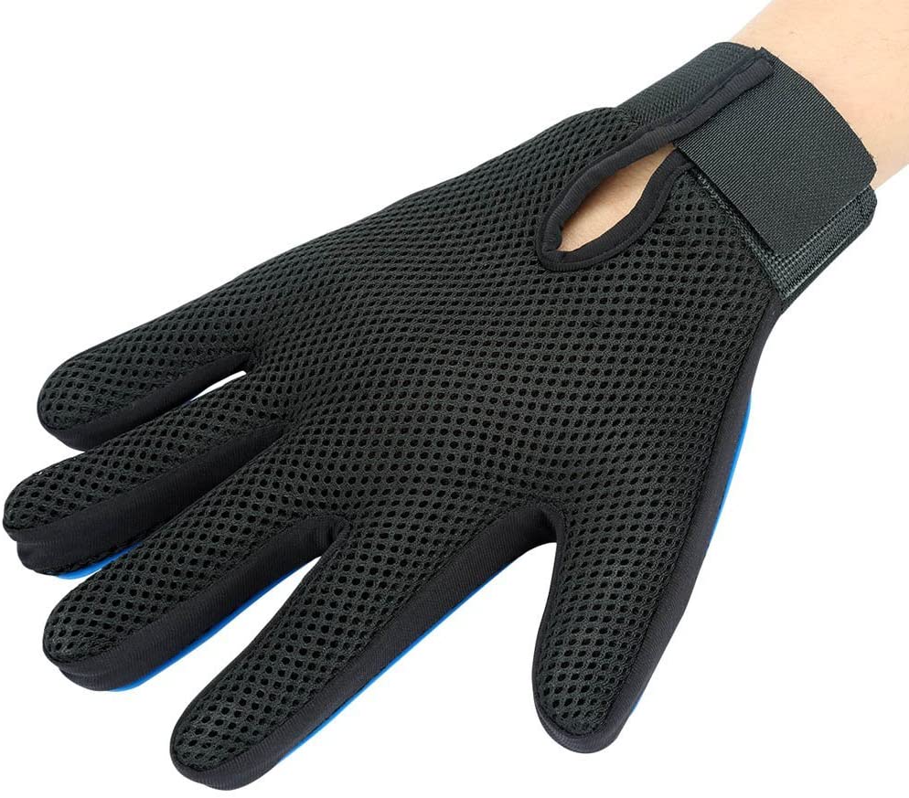 Gentle Deshedding Dog Brush Glove